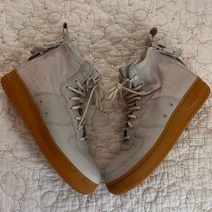 Nike SF Air Force 1 Mid Vast Grey